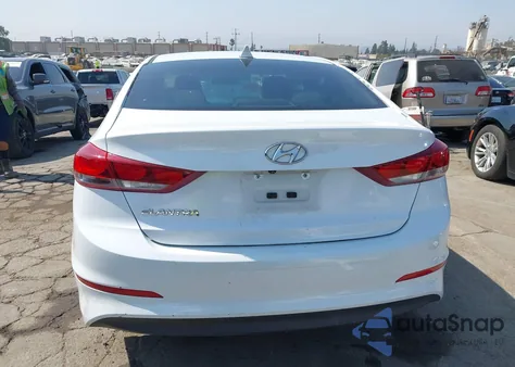 2017 Hyundai Elantra Se z USA, uszkodzony, nr VIN 5NPD84LF9HH045356